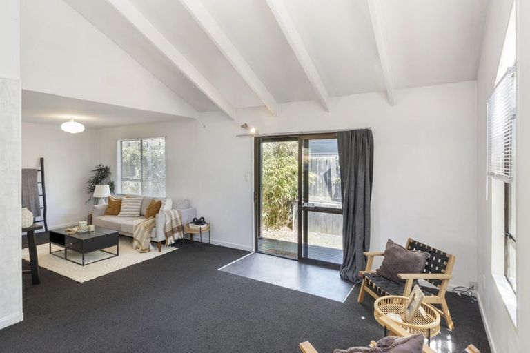 Photo of property in 22 Larnach Street, Waimairi Beach, Christchurch, 8083