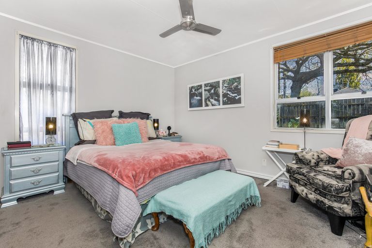 Photo of property in 81 Arimu Road, Papakura, 2110