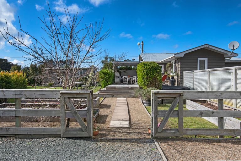 Photo of property in 523 Matakana Road, Warkworth, 0985