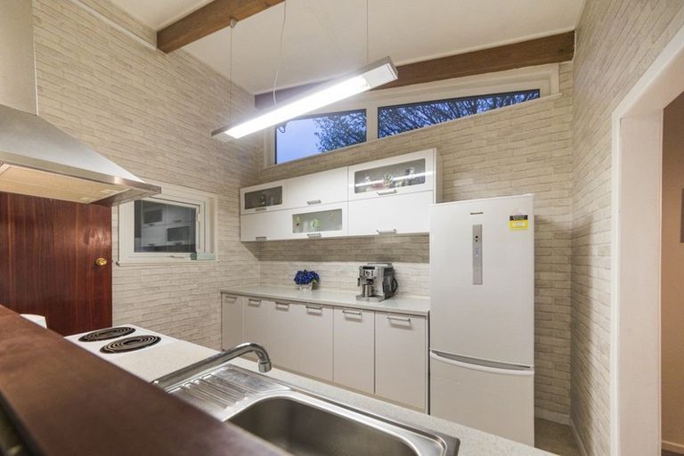 Photo of property in 41 Churchill Avenue, Hokowhitu, Palmerston North, 4410