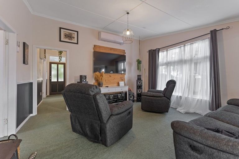 Photo of property in 8 London Street, Eltham, 4322