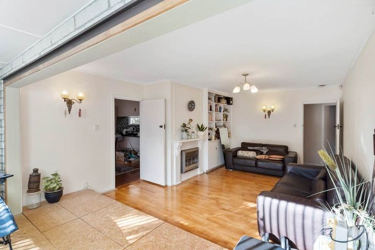 Photo of property in 10 Latham Avenue, Pakuranga, Auckland, 2010