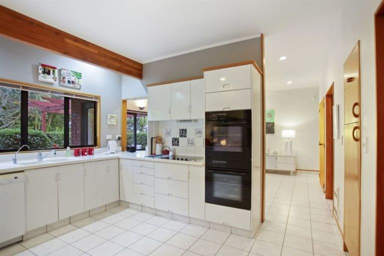 Photo of property in 22 Myrtle Drive, Omokoroa, 3114