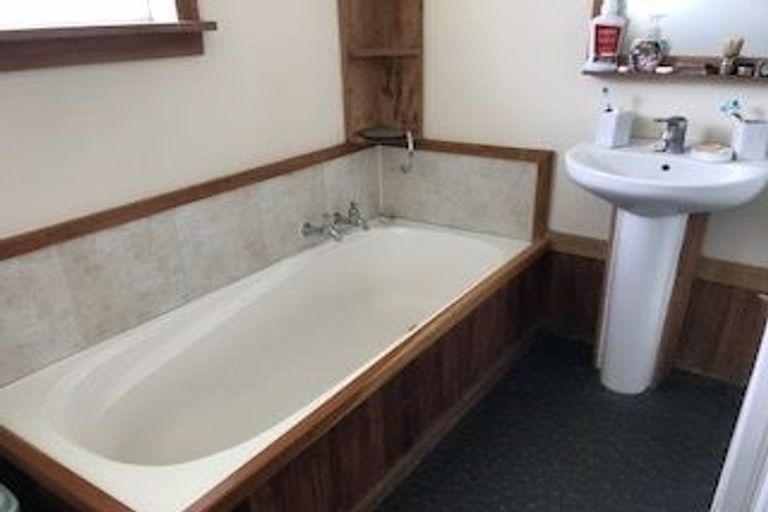 Photo of property in 73 Elizabeth Street, Tauhara, Taupo, 3330