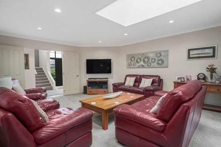 Photo of property in 23 Avion Terrace, Raumati Beach, Paraparaumu, 5032