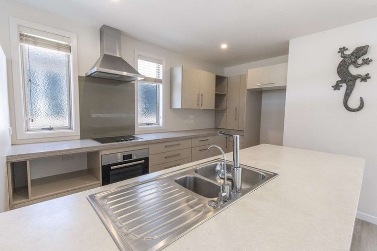 Photo of property in 28 Scoria Close, Pyes Pa, Tauranga, 3112