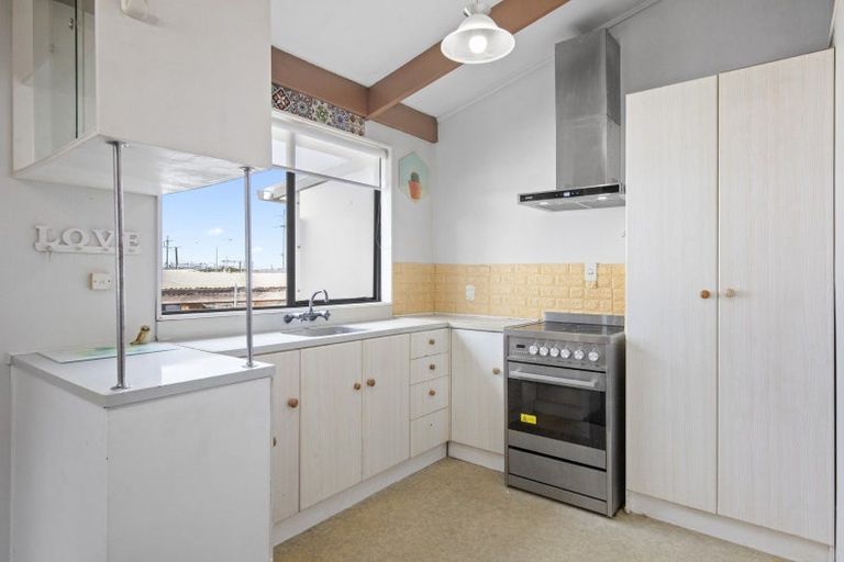 Photo of property in 2/46 Station Road, Pukekohe, 2120