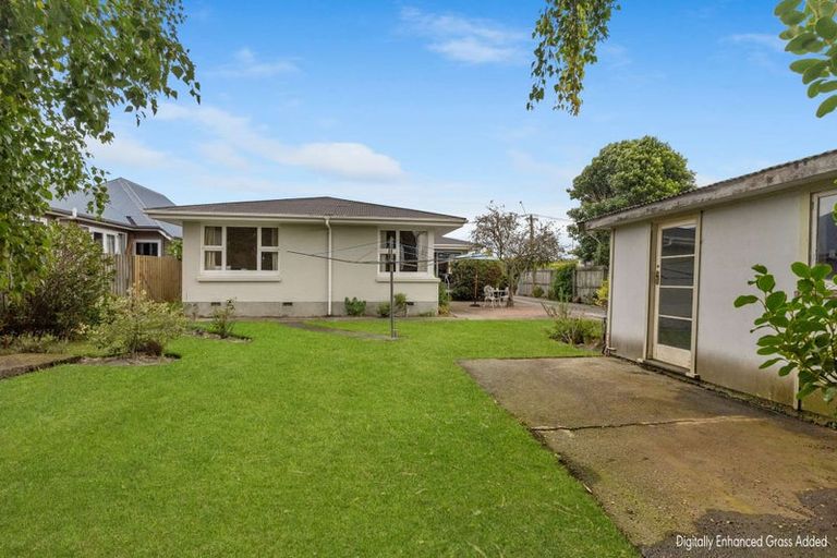 Photo of property in 155 Prestons Road, Redwood, Christchurch, 8051