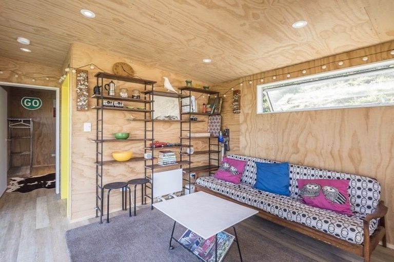 Photo of property in 33a Hicks Crescent, Waikanae Beach, Waikanae, 5036