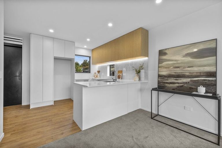 Photo of property in 2/237 Cranford Street, St Albans, Christchurch, 8052