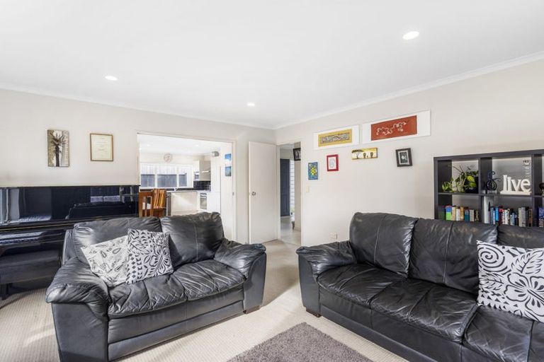 Photo of property in 9a Baird Street, Howick, Auckland, 2014