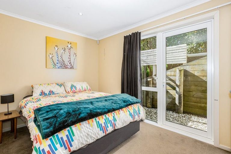 Photo of property in 25b Omar Street, Khandallah, Wellington, 6035