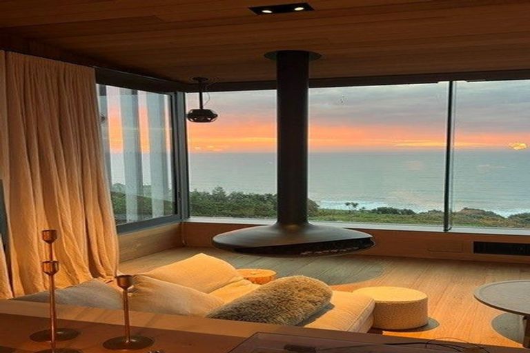 Photo of property in 20 Washer Road, Omata, New Plymouth, 4374