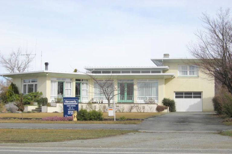 Photo of property in 35 Mount Cook Road, Fairlie, 7925