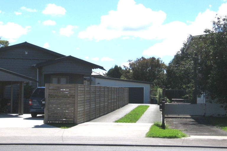 Photo of property in 12 Barberry Lane, Te Atatu Peninsula, Auckland, 0610