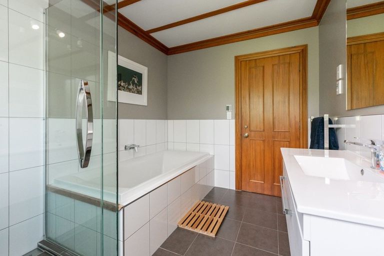 Photo of property in 12 Reeve Drive, Havelock North, 4130