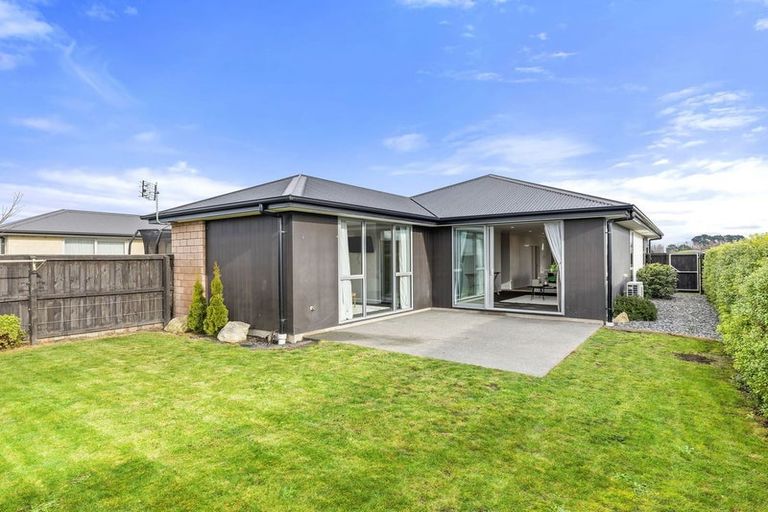 Photo of property in 32 George West Square West, Wigram, Christchurch, 8025