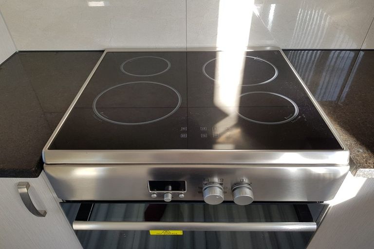 Photo of property in 26 Peretao Rise, The Gardens, Auckland, 2105