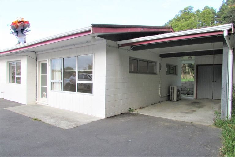 Photo of property in 73 Sunbrae Drive, Silverstream, Upper Hutt, 5019