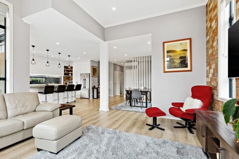 Photo of property in 52 Kano Way, Hobsonville, Auckland, 0616