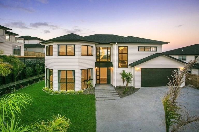 Photo of property in 32 Pioneer Rise, Silverdale, 0932