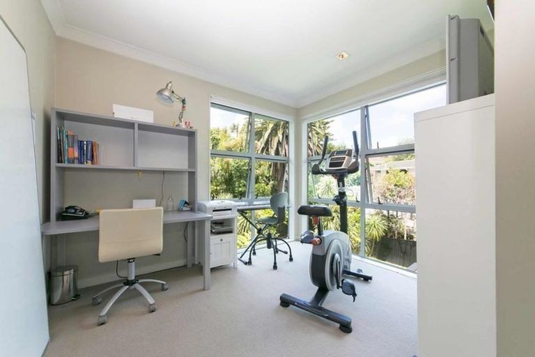 Photo of property in 1a Palmer Crescent, Mission Bay, Auckland, 1071