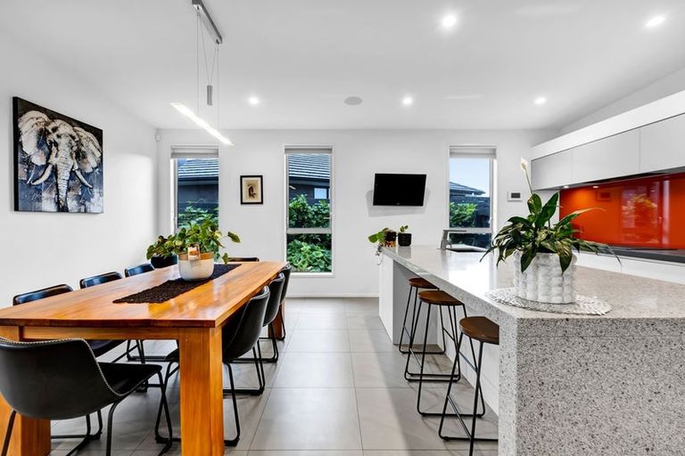 Photo of property in 59 Links Drive, Waiwhakaiho, New Plymouth, 4312