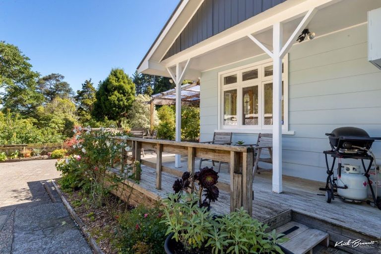 Photo of property in 33 Elmslie Road, Pinehaven, Upper Hutt, 5019