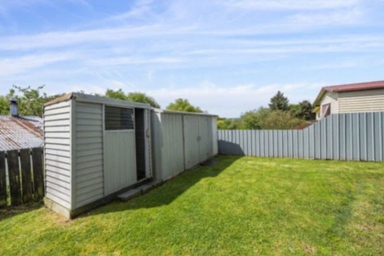 Photo of property in 17 Homedale Street, Pukehangi, Rotorua, 3015