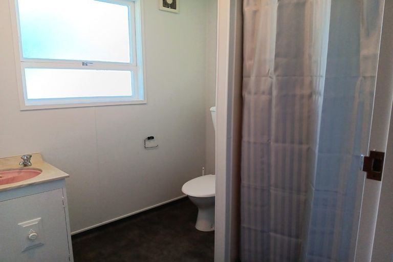 Photo of property in 1/442 Main North Road, Bay View, Napier, 4104