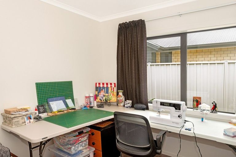 Photo of property in 21 Fisher Place, Lytton West, Gisborne, 4010