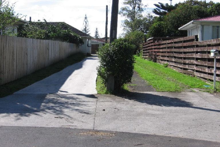 Photo of property in 16 Seven Oaks Drive, Pakuranga, Auckland, 2010