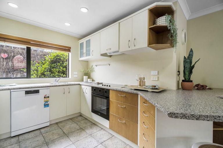Photo of property in 32a Pine Road, Orewa, 0931