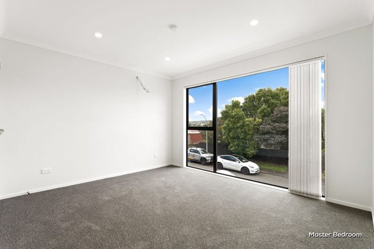 Photo of property in 13b Lipton Grove, Opaheke, Papakura, 2113