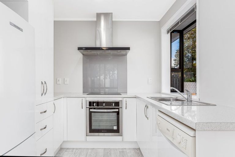 Photo of property in 13a Transom Close, Whitby, Porirua, 5024