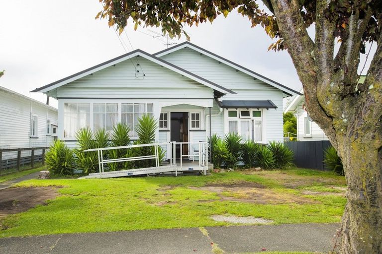 Photo of property in 14 Wellington Street, Te Hapara, Gisborne, 4010