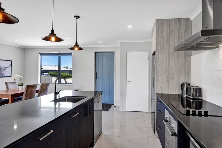 Photo of property in 13 Hodge Park Lane, Inglewood, 4330