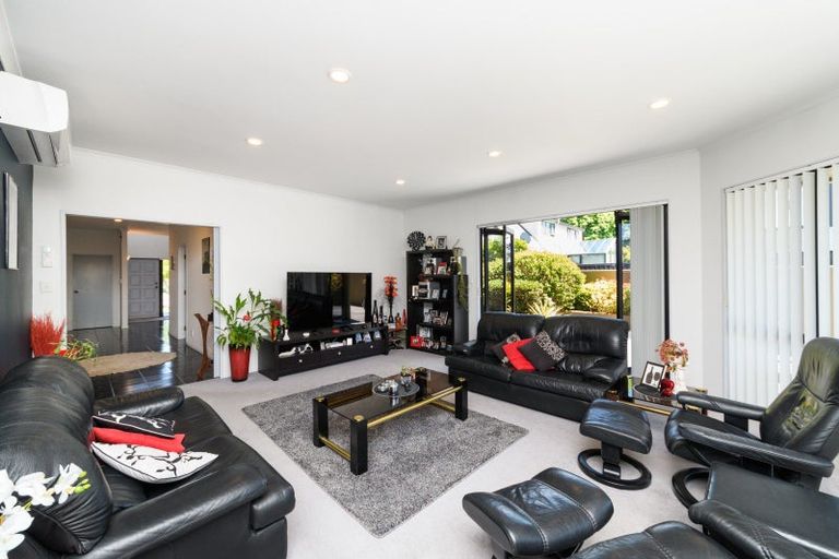 Photo of property in 6 Dougherty Place, Hokowhitu, Palmerston North, 4410