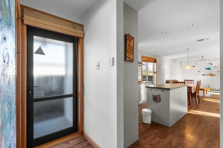 Photo of property in 424 Memorial Avenue, Burnside, Christchurch, 8053