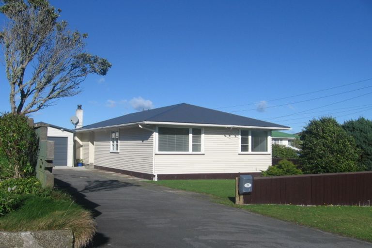 Photo of property in 29 Pokohiwi Road, Normandale, Lower Hutt, 5010