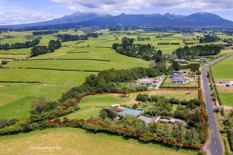 Photo of property in 1283 Mangorei Road, Mangorei, New Plymouth, 4371