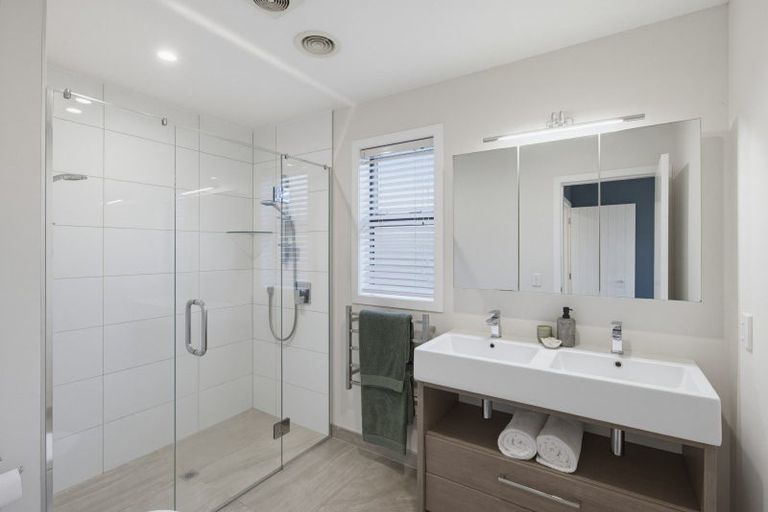 Photo of property in 9 Taranui Way, Paraparaumu Beach, Paraparaumu, 5032