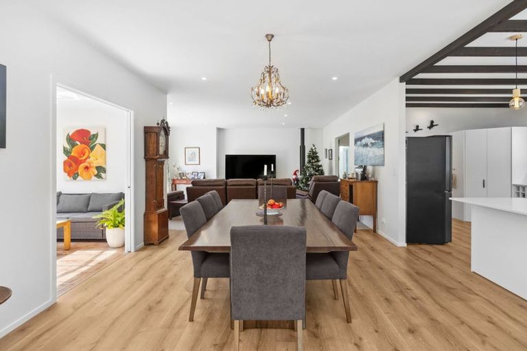 Photo of property in 120 Patons Rock Road, Patons Rock, Takaka, 7182