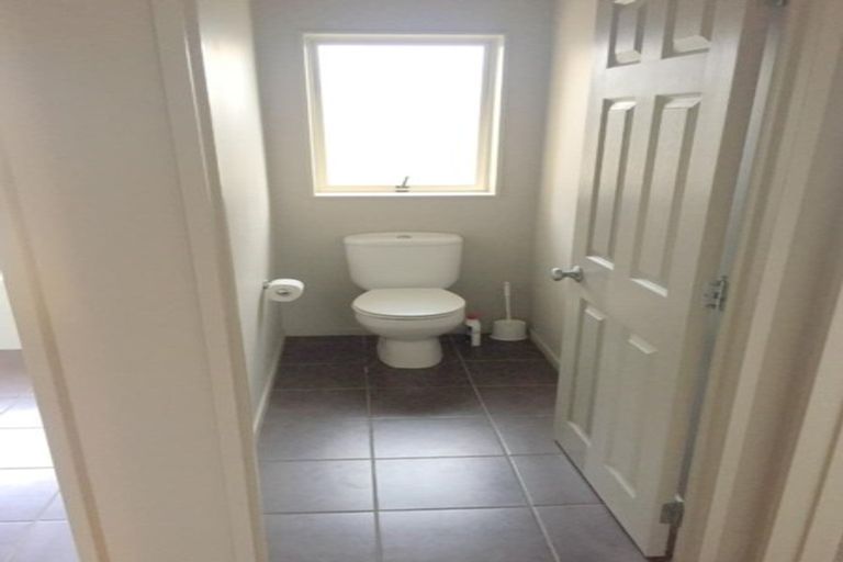 Photo of property in 80 Oteki Park Drive, Welcome Bay, Tauranga, 3112