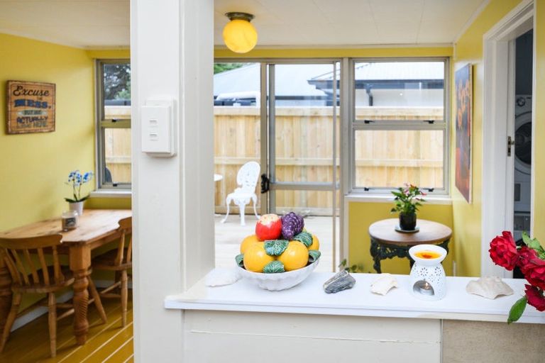 Photo of property in 9 Ngaio Street, West End, Palmerston North, 4412