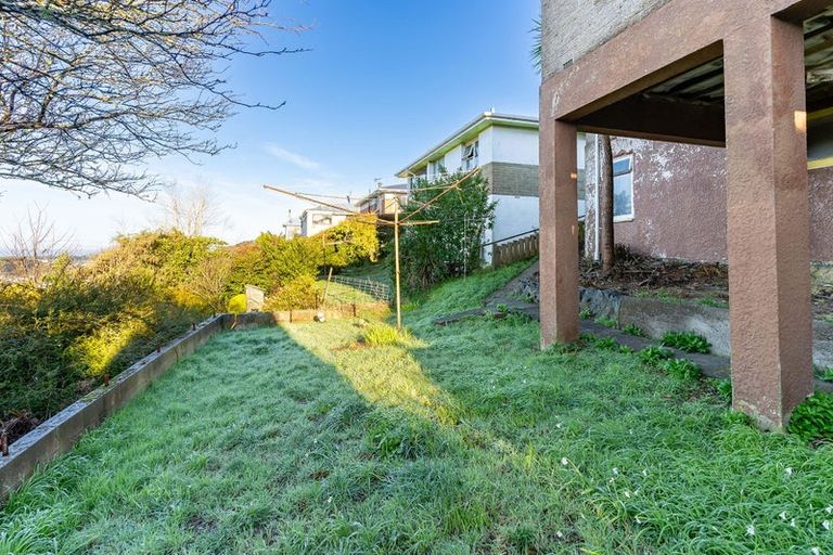 Photo of property in 17 Glendevon Place, Vauxhall, Dunedin, 9013