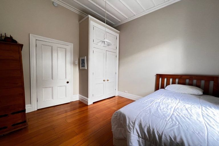 Photo of property in 25 Shoal Bay Road, Devonport, Auckland, 0624