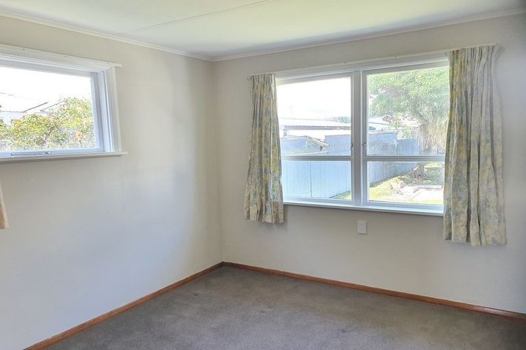Photo of property in 130 Liverpool Street, Levin, 5510