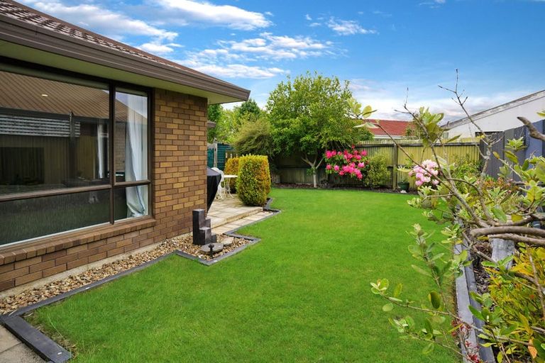 Photo of property in 2/32 Meadow Street, Papanui, Christchurch, 8052