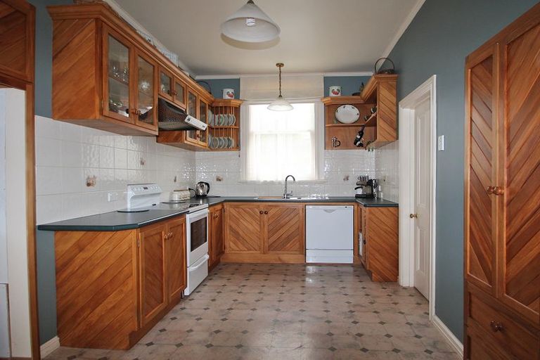 Photo of property in 18 Wansbeck Street, South Hill, Oamaru, 9400